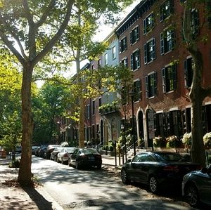 Meet your Posher, Julia